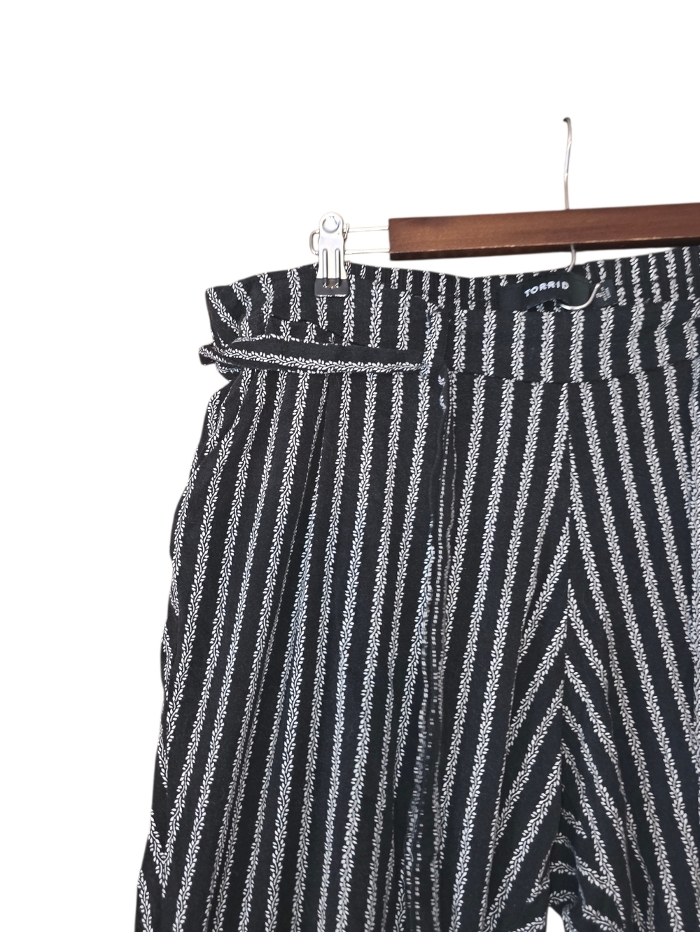 Torrid Challis Thorn Pinstripe Pant 2 - Picture 3 of 5